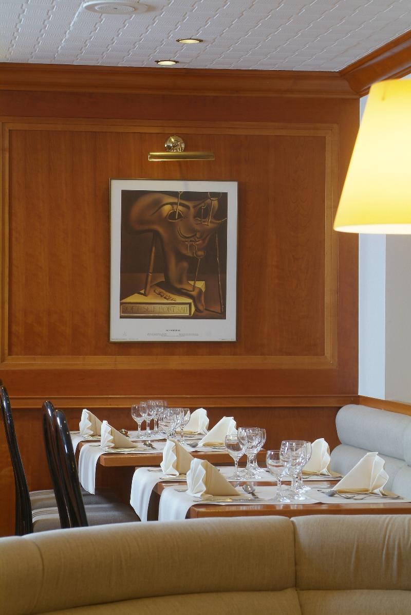 Castelnou Aparthotel Gent Eksteriør billede